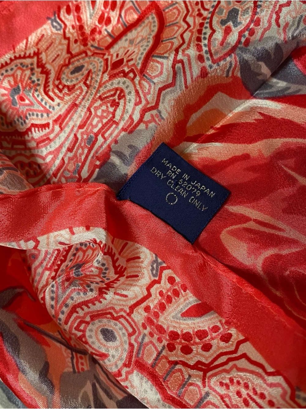Honey 100% Silk Scarf Red Floral Paisley Large Square Japan - Picture 4 of 6